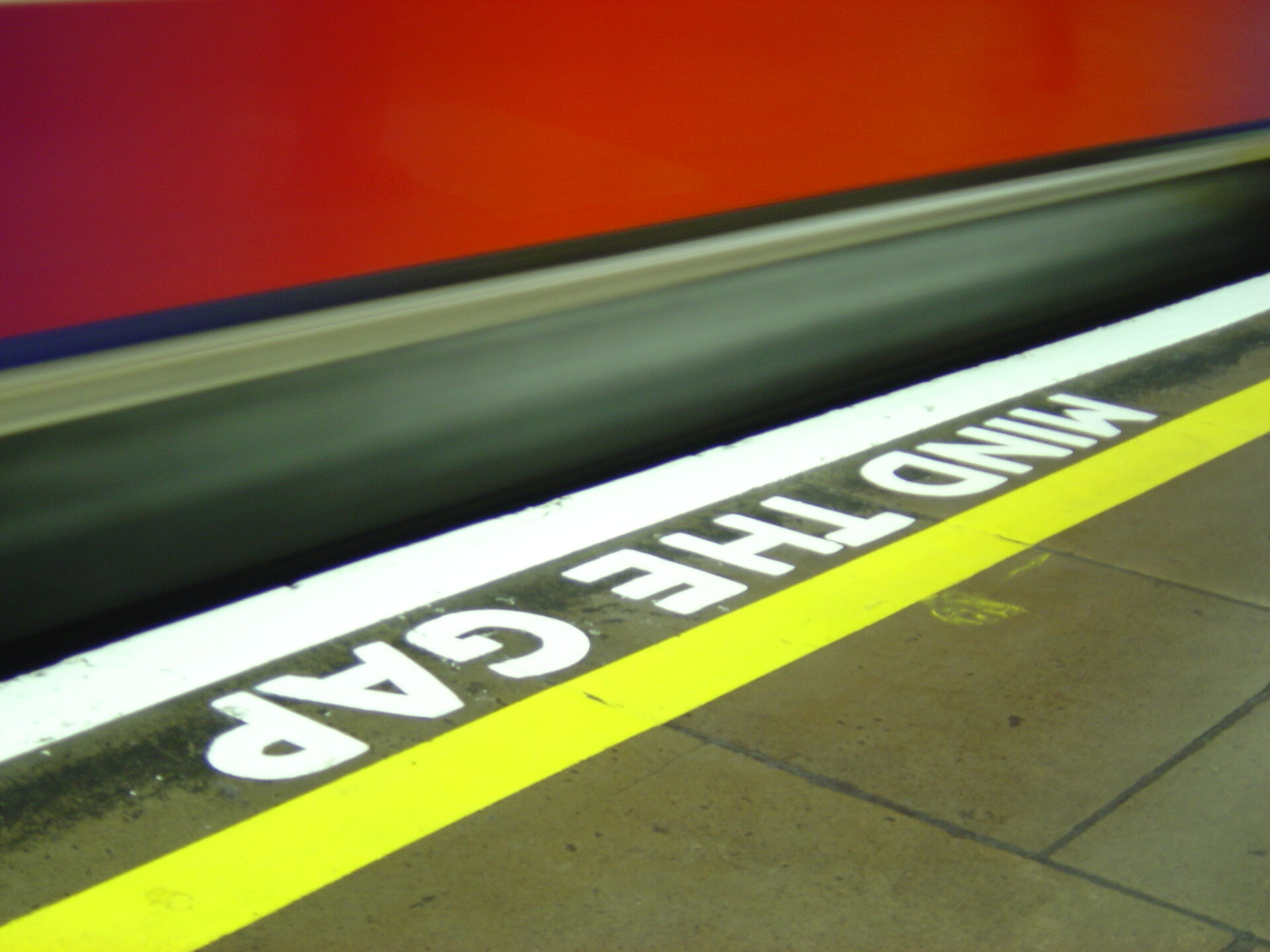 London Underground trains that ‘carry asbestos materials’ are set to run until 2040s